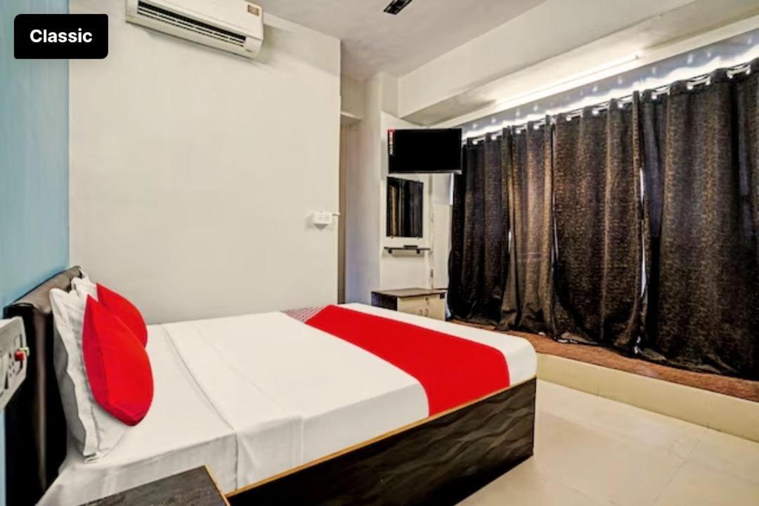 Hotel Welcome, Vip Road Vesu Surat Ngoại thất bức ảnh